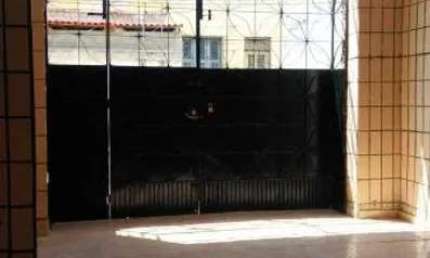 Casa com 3 quartos à venda na Vila Menck, Osasco  por R$ 290.000