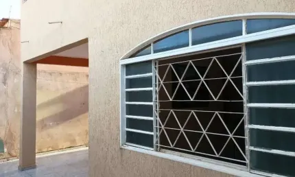 Casa com 3 quartos à venda no Veloso, Osasco  por R$ 280.000