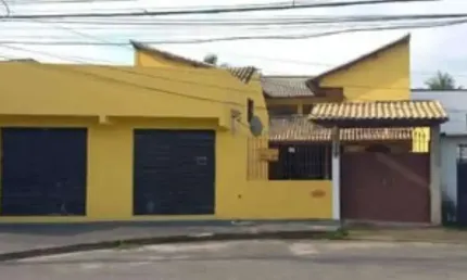Casa com 4 quartos à venda em Campo Grande, Rio de Janeiro  por R$ 190.000