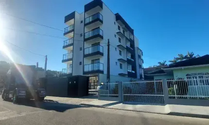 Apartamento com 2 quartos à venda no iririú, joinville  por r$ 450.000