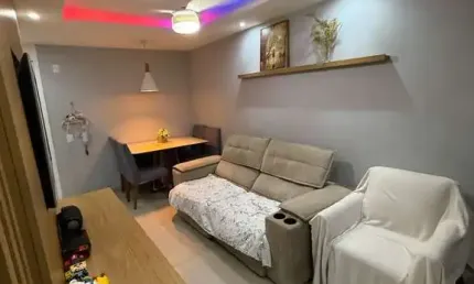 Apartamento à venda na Estrada da Pedra, 793, Santa Cruz, Rio de Janeiro por R$ 235.000