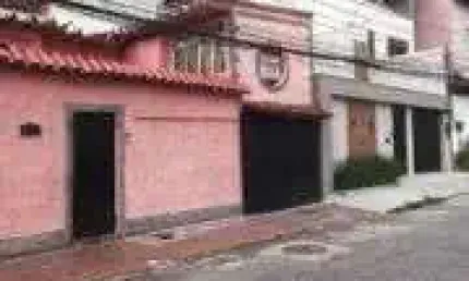 Casa com 2 quartos à venda em bangu, rio de janeiro , 200 m2 por r$ 260.000