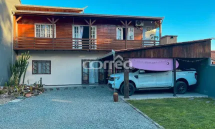 Casa com 3 quartos à venda na rua gustavo schneider, 843, costeira, balneário barra do sul, 126 m2 por r$ 390.000