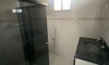 Casa comercial para alugar em bangu, rio de janeiro  por r$ 3.200
