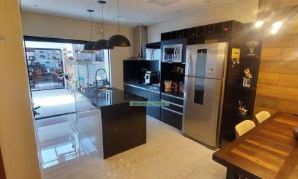 Casa com 2 quartos à venda na Rua Ercília Vicentini Fabricio, 167, Parque Santa Isabel, Itupeva por R$ 830.000