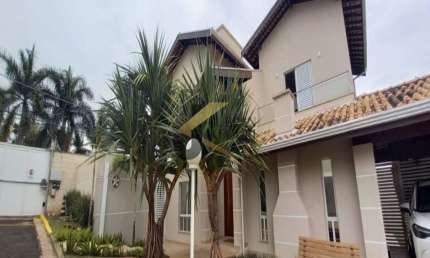 Casa em condomínio à venda no Parque Taquaral, 3 suítes, 4 vagas de garagem