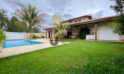 Casa em condomínio à venda em Sumaré - SP, com 4 quartos (3 suítes) 3 garagens e lazer privativo