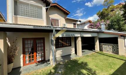 Casa em condomínio para aluguel no Notre Dame - Campinas, com  4 suítes, lazer comum e garagem para vários carros