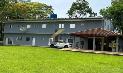 Sítio à venda em Barão Geraldo, distrito de Campinas, com 14 dormitórios (11 suítes) e 7 Lagos. Trata-se de um sítio com vocação para hotel fazenda.