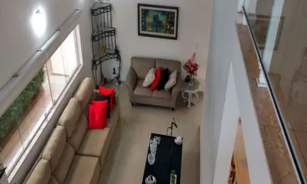 Casa à venda em condomínio de Paulínia, 3 suítes (1 com closet), 4 garagens