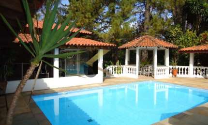 Casa à venda em Sousas, térrea, 7 suítes, salas de estar e de espera, escritório, piscina, ar-condicionado, lavabo, área gourmet, solarium,pomar,poço.