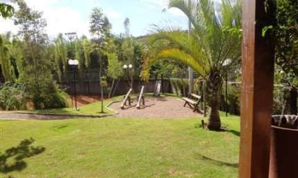 Lote à venda em condomínio, Sousas -Campinas, com 1.127 m² e vista definitiva.