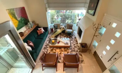 Casa em condomínio, para venda,  mobiliada e equipada , no Alphaville Campinas, com 4 suítes, lazer privativo e garagem para vários carros.