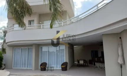 Casa à venda 'decorada e equipada' em condomínio de luxo de Paulínia, com 3 suítes (master com closet), lazer privativo