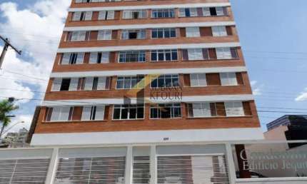 Apartamento à venda na região do Bosque, repaginado, com 3 dormitórios, living pra 2 ambientes  e 1 garagem