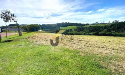 Terreno  multi -familiar com 10.083 m² à venda em condomínio de casas de alto padrão, na região de Sousas.