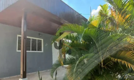 Casa `venda em condominio na região do alphaville essa linda casa  com 3 quartos,