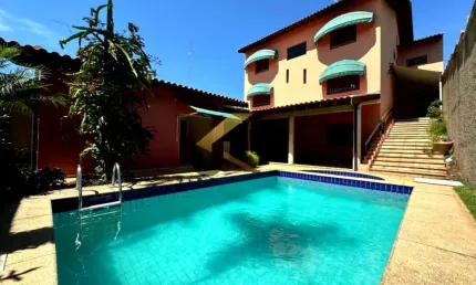 Casa à venda no jardim bela vista - campinas, com 4 quartos (2 suítes), lazer e garagem para 4 carros.