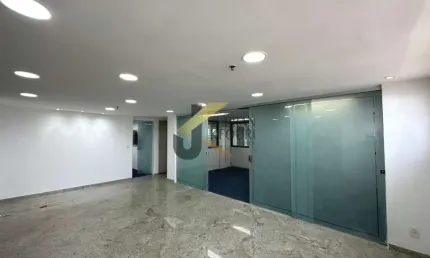 Lage corporativa para aluguel no Centro - Campinas, com 5 salas, 4 banheiros e 4 garagens no subsolo