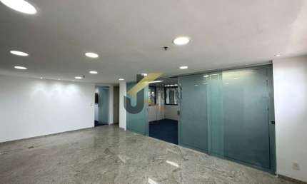 Lage corporativa à venda no Centro - Campinas, com 5 salas, 4 banheiros e 4 garagens no subsolo