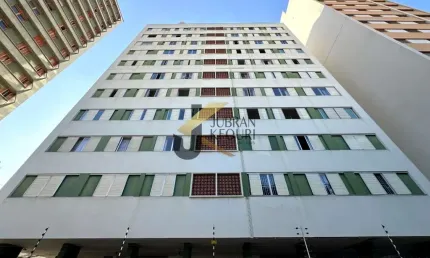 Apartamento á venda no Centro - Campinas, com 3 quartos, sala, cozinha e 2 banheiros.