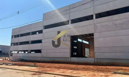 Galpão Empresarial para locação, Padrão TRIPLE A -SOROCABA - SP. Bairro Iporanga.  Loteamento FECHADO METROPOLITANO com Fibra Óptica, vias largas de 20 metros e segurança 24 hs