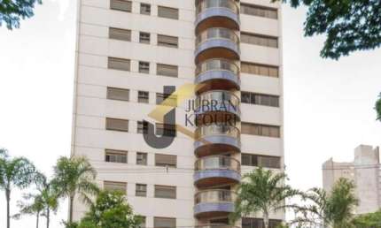 Cobertura Duplex à venda no Cambuí - Campinas, com 3 suítes, lazer comum e privativo, 4 garagens no subsolo.