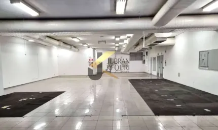 Prédio comercial à venda no Bonfim - Campinas. com 2 salões, 1 no térreo e outro na sobreloja, 4 banheiros, sendo 2 para deficientes e estacionamento