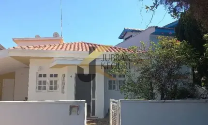 Casa à venda no condomínio são conrado ,sousas ,campinas ,com 3 quartos sendo 1 suíte