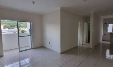 Apartamento com 2 quartos para alugar na Rua Avelino Bertelli, Cedro, Camboriú