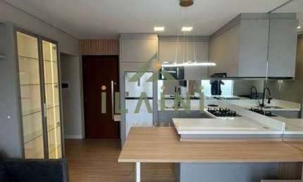 Apartamento mobiliado á venda com 2 dormitórios centro de Camboriú SC