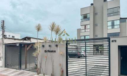 Apartamento á venda com 2 dormitórios bairro Areias em Camboriú SC
