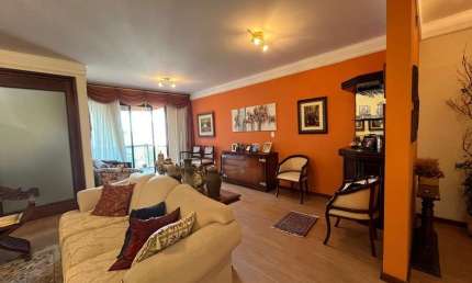 Apartamento de 4 dorms. no Centro de Florianópolis.