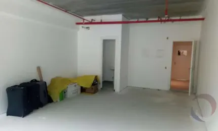 Sala comercial à venda na rodovia josé carlos daux, --, saco grande, florianópolis, 46 m2 por r$ 490.000