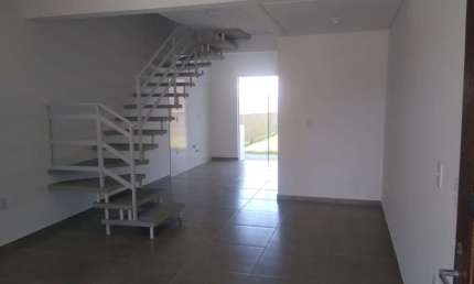 Casa Residencial de 2 dorms no bairro São João Do Rio Vermelho
