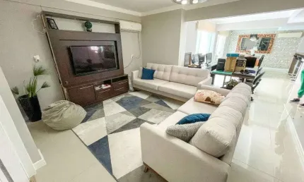 Casa com 4 quartos à venda na Rua Orlando Linhares, --, Coloninha, Florianópolis