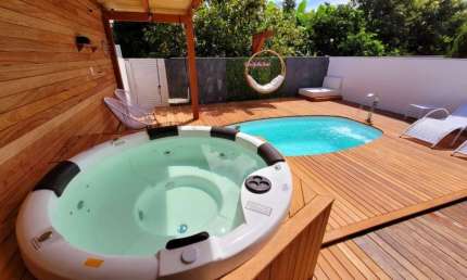 Casa com 4 quartos à venda na Rua das Moreias, --, Jurerê, Florianópolis