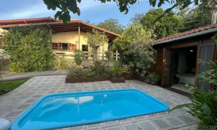 Casa com 4 quartos à venda na Rua Florisbelo Silva, --, Sambaqui, Florianópolis