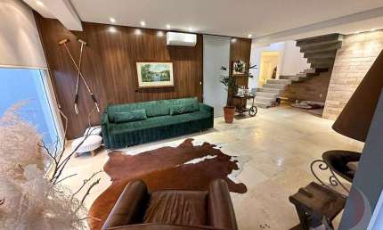 Casa em condomínio fechado com 4 quartos à venda na Rua do Gramal, --, Campeche, Florianópolis