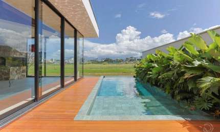 Casa Residencial de 284m² com 3 suítes na Pedra Branca
