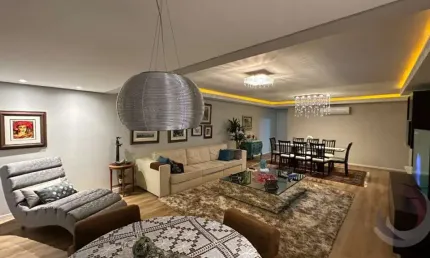 Apartamento com 3 quartos à venda na Avenida Governador Irineu Bornhausen, --, Agronômica, Florianópolis