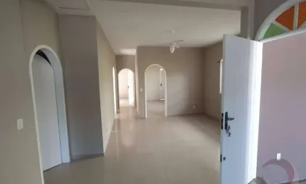 Casa Residencial de 3 dorms no bairro Jardim Atlântico