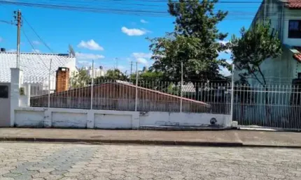 Terreno à venda na Rua Camilo Silveira de Souza, --, Capoeiras, Florianópolis