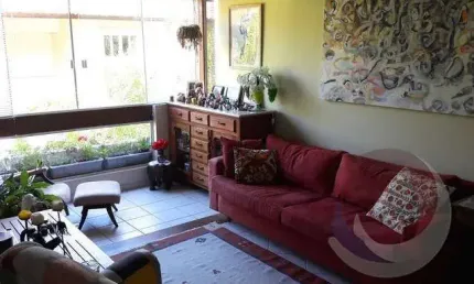 Duplex de 113m² com 3 quartos sendo 1 suíte na Lagoa Da Conceição