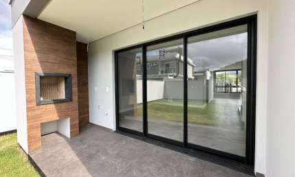Casa com 3 quartos à venda na Doutor Antônio Luiz Moura Gonzaga  Via01, --, Rio Tavares, Florianópolis
