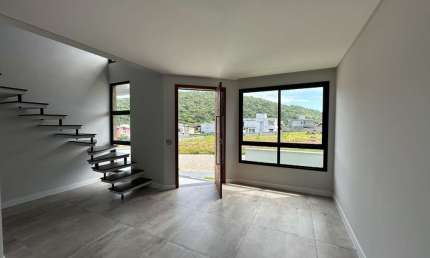 Casa com 4 quartos à venda na Rodovia Doutor Antônio Luiz Moura Gonzaga, --, Rio Tavares, Florianópolis