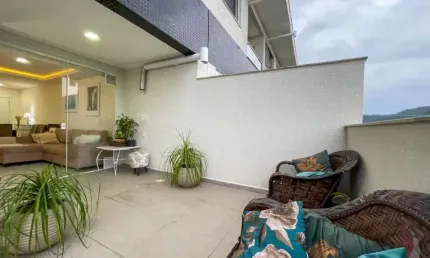 Apartamento de 2 dorms no bairro ingleses do rio vermelho