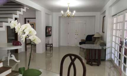 Casa Residencial de 7 quartos no bairro Jurerê Internacional