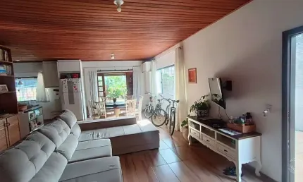 Casa Residencial de 148m² com 3 quartos na Cachoeira do Bom Jesus