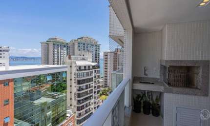 Apartamento com 106,86m² de 3 quartos sendo 1 suíte na Agronômica